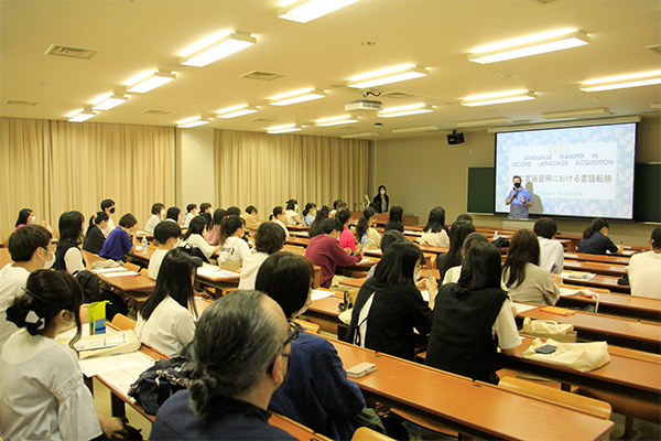 模擬授業:国際教養学部(和泉キャンパス)